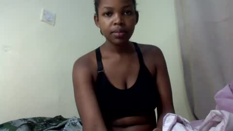Snapshot of misty_shee chatting on 06/19/26, 12:04 misty_shee online show from 06/19/26, 12:04