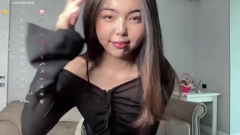 Mei  online show from 06/02/26, 10:17
