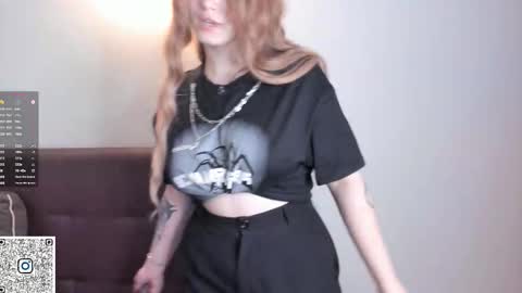 Violet online show from 09/11/25, 07:25