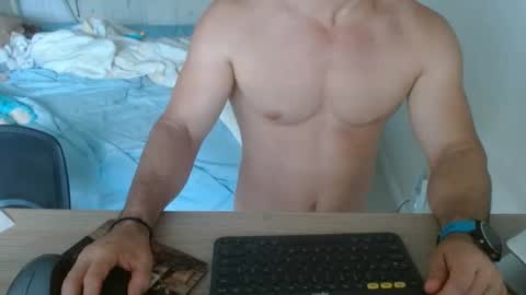 Snapshot of mitcheli chatting on 10/09/25, 02:15 Onlyfans  online show from 10/09/25, 02:15