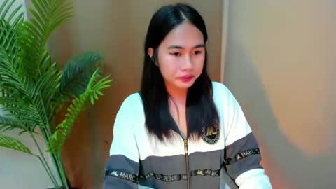 Mitsu online show from 10/04/25, 01:58