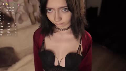 Snapshot of miuri_miy chatting on 10/18/25, 04:41 Yuka online show from 10/18/25, 04:41