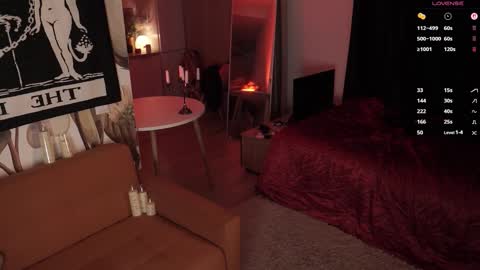 Snapshot of miuri_miy chatting on 10/30/25, 07:47 Yuka online show from 10/30/25, 07:47