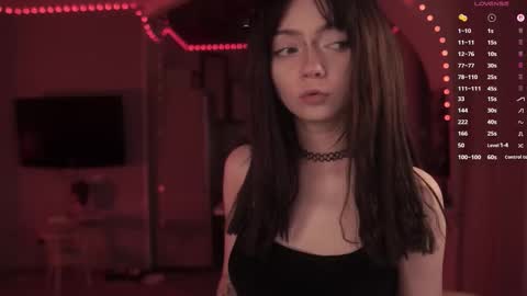 Snapshot of miuri_miy chatting on 11/30/25, 05:50 Yuka online show from 11/30/25, 05:50