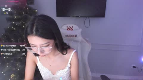 Snapshot of miwa_kasumi chatting on 12/27/24, 05:48 MIa online show from 12/27/24, 05:48