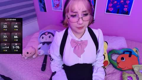Snapshot of miwaviolet chatting on 12/21/25, 10:50 Miwa Violet online show from 12/21/25, 10:50