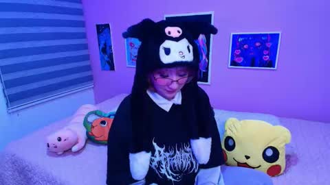 Snapshot of miwaviolet chatting on 01/13/26, 03:34 Miwa Violet online show from 01/13/26, 03:34