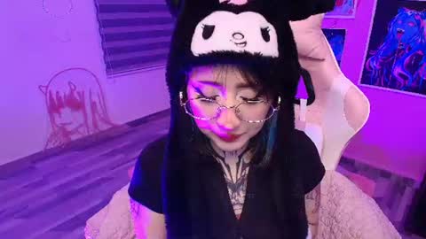 Snapshot of miwaviolet chatting on 07/21/26, 03:09 Miwa Violet online show from 07/21/26, 03:09
