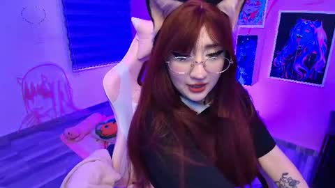 Snapshot of miwaviolet chatting on 07/25/26, 02:20 Miwa Violet online show from 07/25/26, 02:20