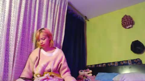 Naomi and Nekorii online show from 07/27/26, 04:19