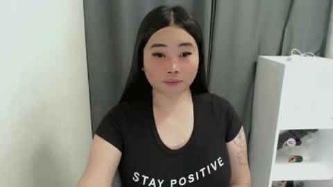 Snapshot of miya_licious chatting on 05/15/26, 10:33 cassie marie online show from 05/15/26, 10:33