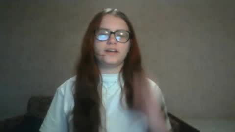 Snapshot of miyabe chatting on 12/10/24, 11:22 Milana online show from 12/10/24, 11:22