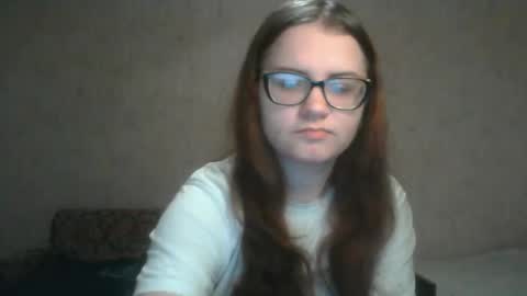 Snapshot of miyabe chatting on 12/22/24, 07:22 Milana online show from 12/22/24, 07:22