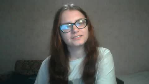 Snapshot of miyabe chatting on 12/22/24, 10:28 Milana online show from 12/22/24, 10:28