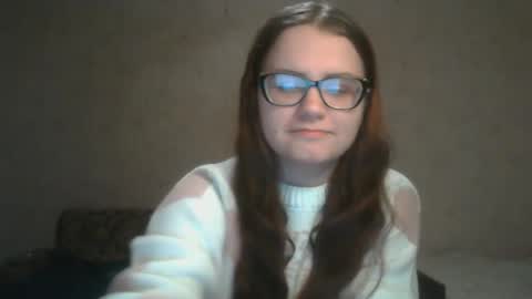 Snapshot of miyabe chatting on 12/25/24, 11:22 Milana online show from 12/25/24, 11:22