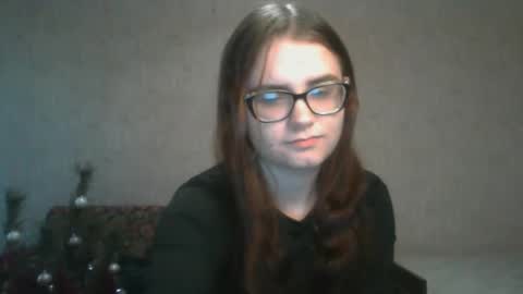 Snapshot of miyabe chatting on 01/05/25, 07:07 Milana online show from 01/05/25, 07:07