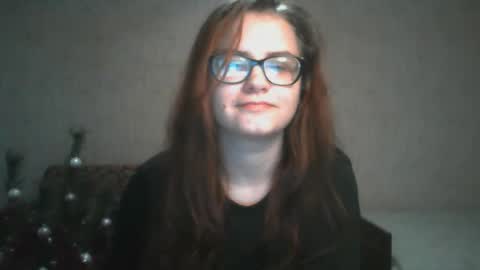 Snapshot of miyabe chatting on 01/08/25, 10:15 Milana online show from 01/08/25, 10:15