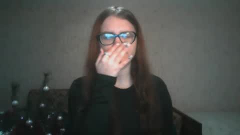 Snapshot of miyabe chatting on 01/19/25, 07:04 Milana online show from 01/19/25, 07:04