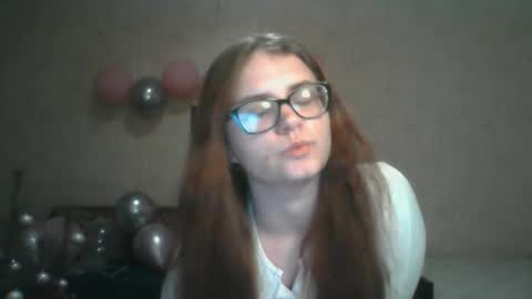 Snapshot of miyabe chatting on 02/17/25, 04:15 Milana online show from 02/17/25, 04:15