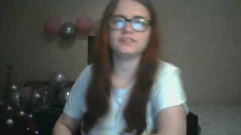 Snapshot of miyabe chatting on 02/20/25, 04:14 Milana online show from 02/20/25, 04:14