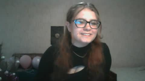 Snapshot of miyabe chatting on 03/06/25, 01:14 Milana online show from 03/06/25, 01:14