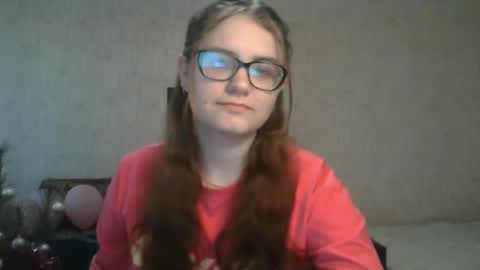 Snapshot of miyabe chatting on 03/09/25, 07:34 Milana online show from 03/09/25, 07:34