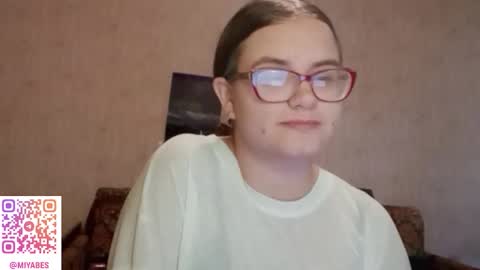 Milana online show from 09/27/25, 05:45