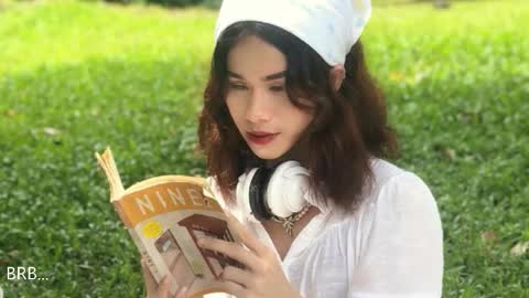 Miyakabebe online show from 10/20/25, 05:57