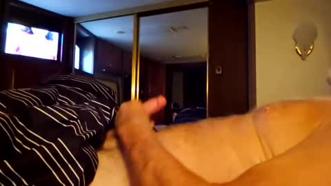 Snapshot of mjolnirandazzarra chatting on 11/28/25, 06:05 mjolnirandazzarra online show from 11/28/25, 06:05