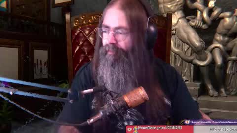 Snapshot of mjolnirinyou chatting on 10/17/25, 08:28 Lois online show from 10/17/25, 08:28