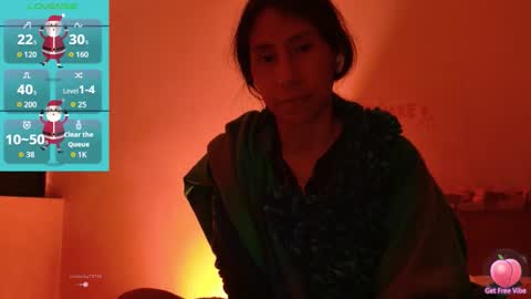 Snapshot of mli739709 chatting on 12/17/25, 04:18 MoonLipson online show from 12/17/25, 04:18