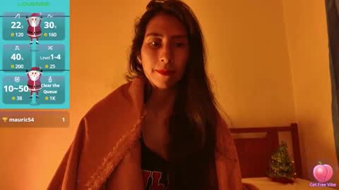 Snapshot of mli739709 chatting on 12/20/25, 11:28 MoonLipson online show from 12/20/25, 11:28