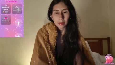 Snapshot of mli739709 chatting on 01/18/26, 11:25 MoonLipson online show from 01/18/26, 11:25