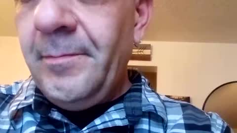 Snapshot of mlovato81435143 chatting on 12/16/24, 07:00 HungHandsomeSquirter online show from 12/16/24, 07:00