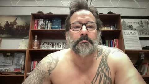 mmancini13 online show from 12/28/24, 05:25
