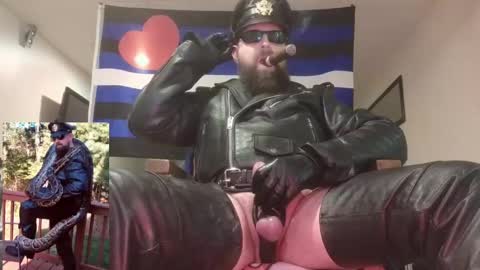 SMOKINsnakeEYEZ online show from 01/11/25, 12:33