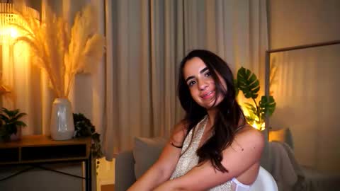 Snapshot of mmilkyway_ chatting on 09/20/25, 04:19 milkyway online show from 09/20/25, 04:19