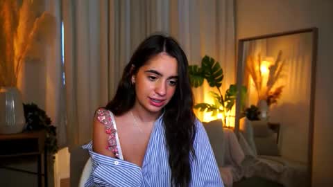 Snapshot of mmilkyway_ chatting on 09/29/25, 12:10 milkyway online show from 09/29/25, 12:10