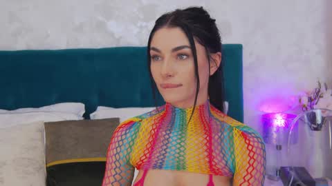 Snapshot of mmmaaa1234 chatting on 12/04/24, 01:14 Jessie online show from 12/04/24, 01:14
