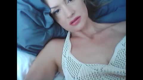 mmmmyesplease1 online show from 12/20/24, 03:42