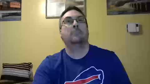 Snapshot of mmr45 chatting on 10/14/25, 03:18 mmr45 online show from 10/14/25, 03:18