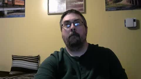 Snapshot of mmr45 chatting on 11/02/25, 03:31 mmr45 online show from 11/02/25, 03:31