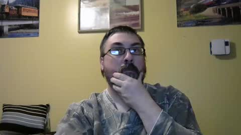 Snapshot of mmr45 chatting on 11/21/25, 04:55 mmr45 online show from 11/21/25, 04:55