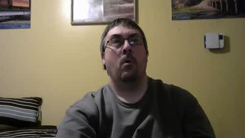 Snapshot of mmr45 chatting on 12/14/25, 05:46 mmr45 online show from 12/14/25, 05:46