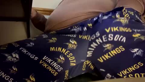 mnguy19726969 online show from 10/08/25, 06:38