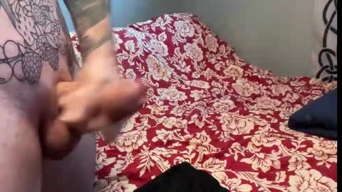 MNTuiLa online show from 09/25/25, 01:04