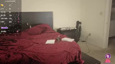 Snapshot of mochamami420 chatting on 10/28/25, 12:03 NynaStax online show from 10/28/25, 12:03