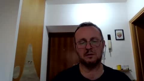 Snapshot of modesto1969 chatting on 09/16/25, 04:30 modesto1969 online show from 09/16/25, 04:30