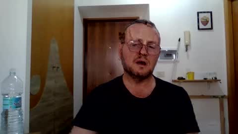 Snapshot of modesto1969 chatting on 09/21/25, 12:40 modesto1969 online show from 09/21/25, 12:40