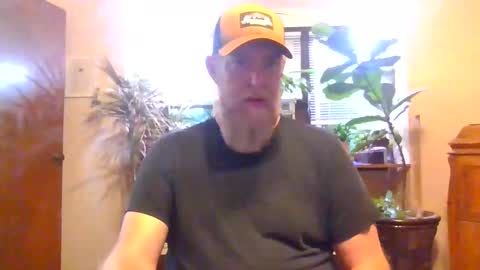 moeblick online show from 09/11/25, 11:54